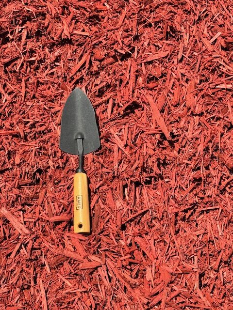 Mulch, Needles & Straw